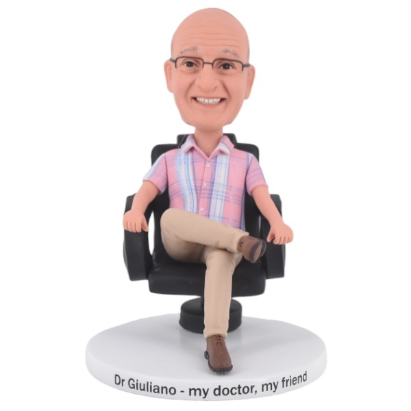 FBB16041 sit in chair