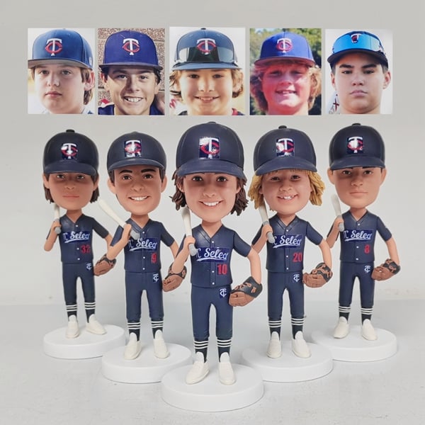 How to Custom Bobble Head Dolls That Look Like You