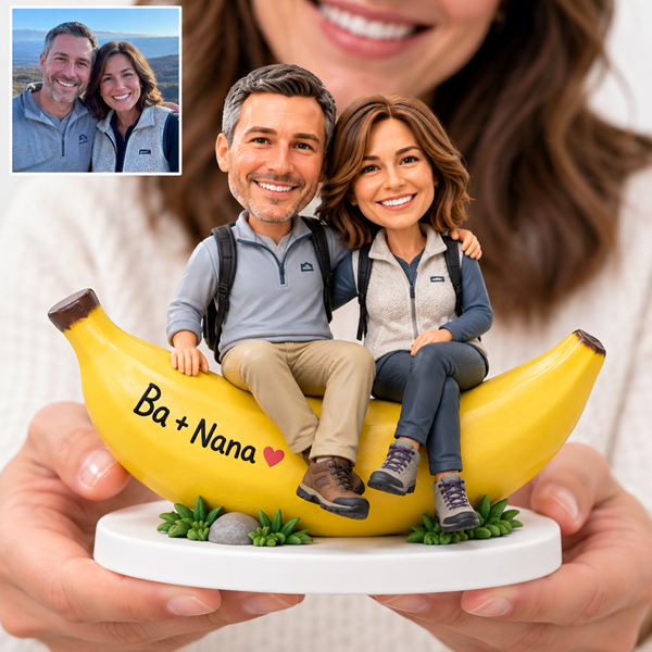 Couple Bobblehead on Banana