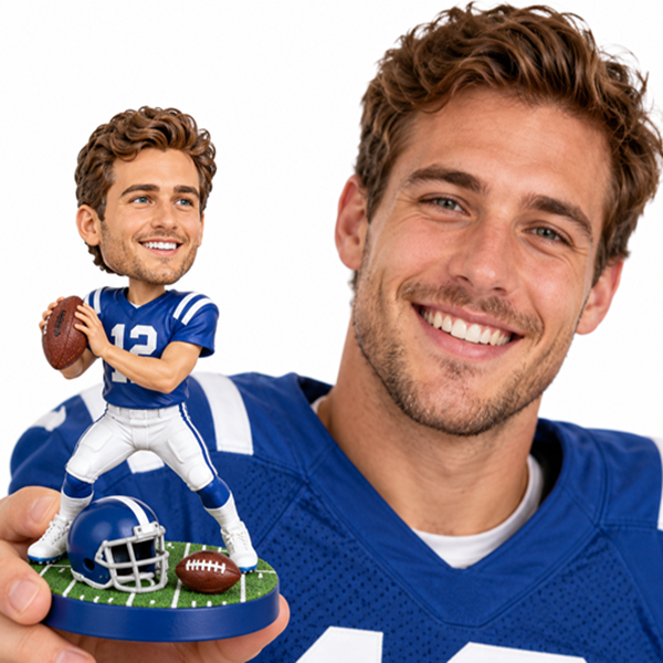 Custom Football Bobble Head (3)