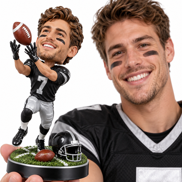 Personalized Football Bobblehead (3)
