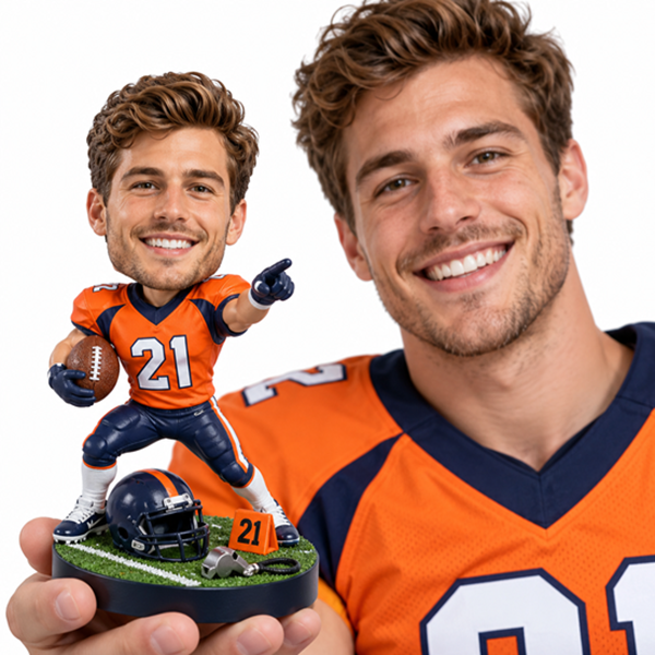 Personalized Football Bobblehead (4)