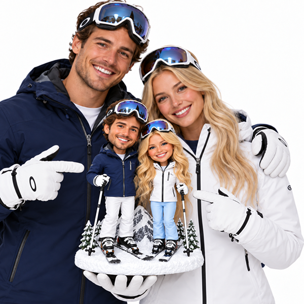 Skiing couple bobblehead
